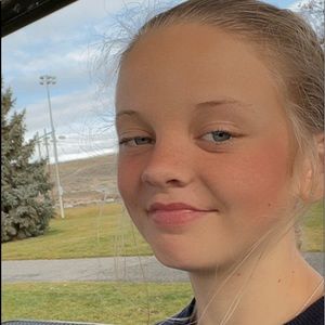 Meet your Posher, Skylar